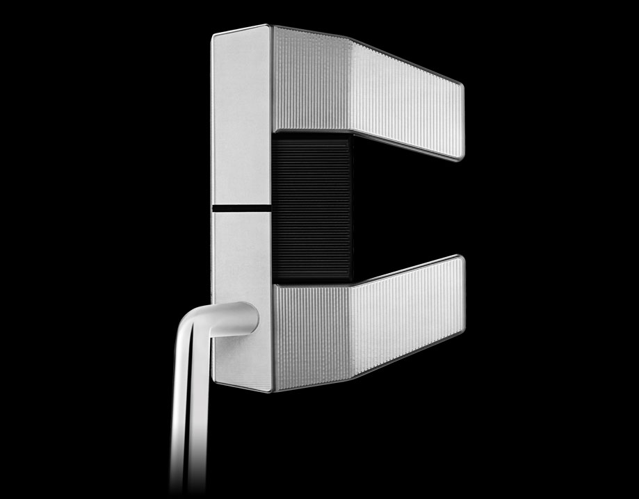 Scotty Cameron Phantom X 5 at address